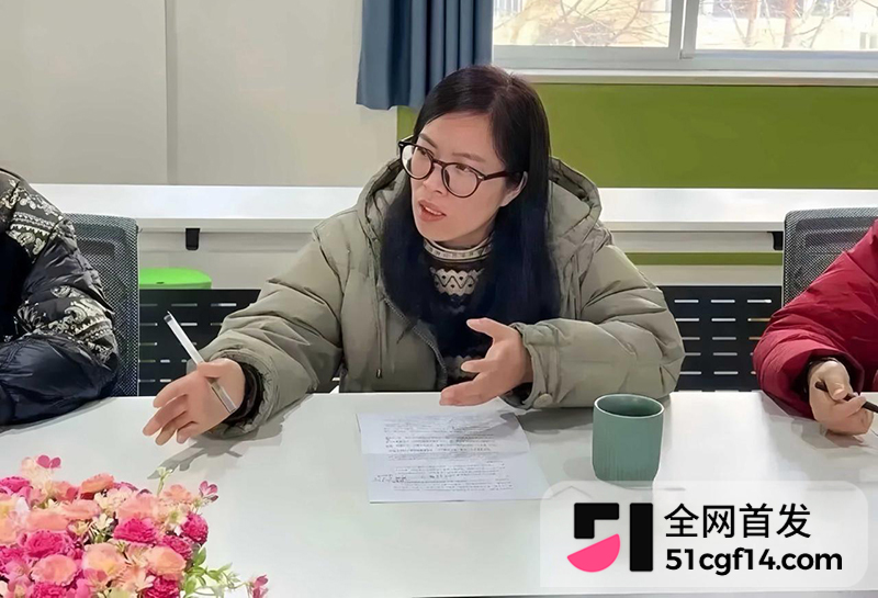 江苏东台实验小学教师梁雪芳偷晴曝光 3 拷贝