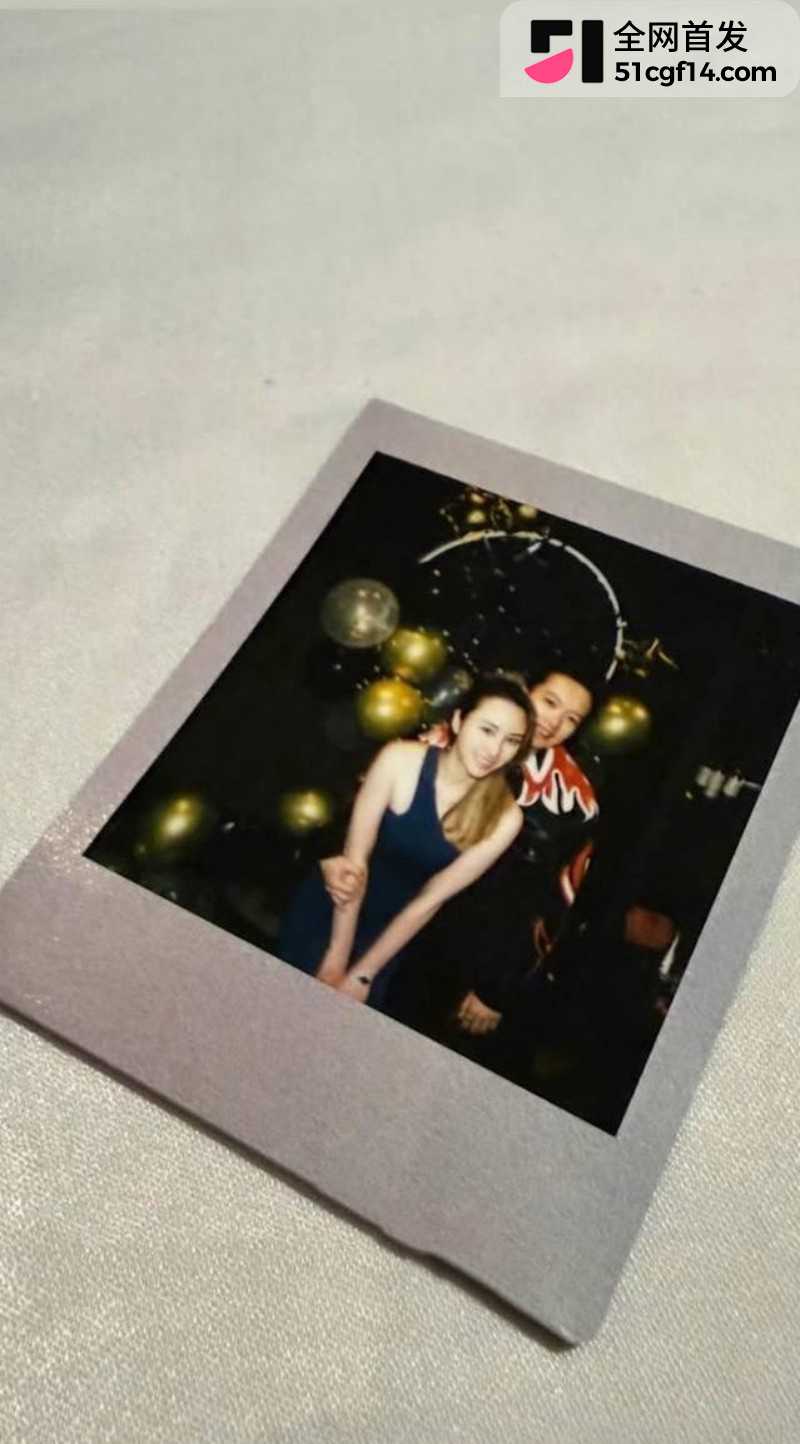赌王千金 何超云 抛弃未婚夫官宣恋情16