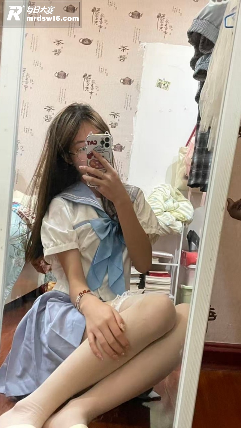 极品高颜值反差嫩妹 相关图片2