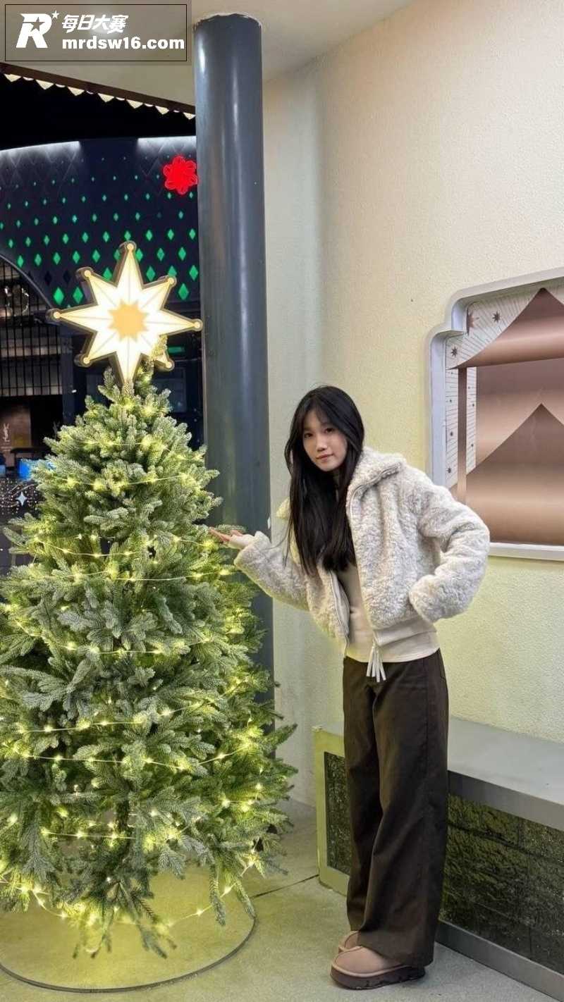 河北清纯女大学生 与相关图片3